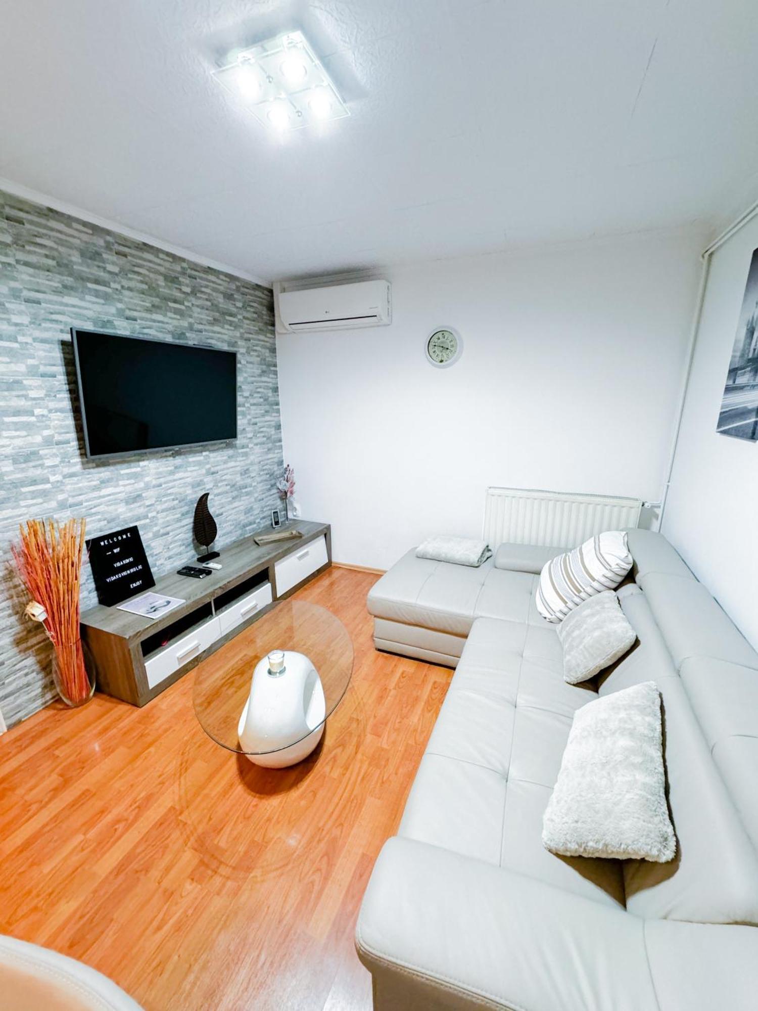 Apartments Sentvid リュブリャナ エクステリア 写真