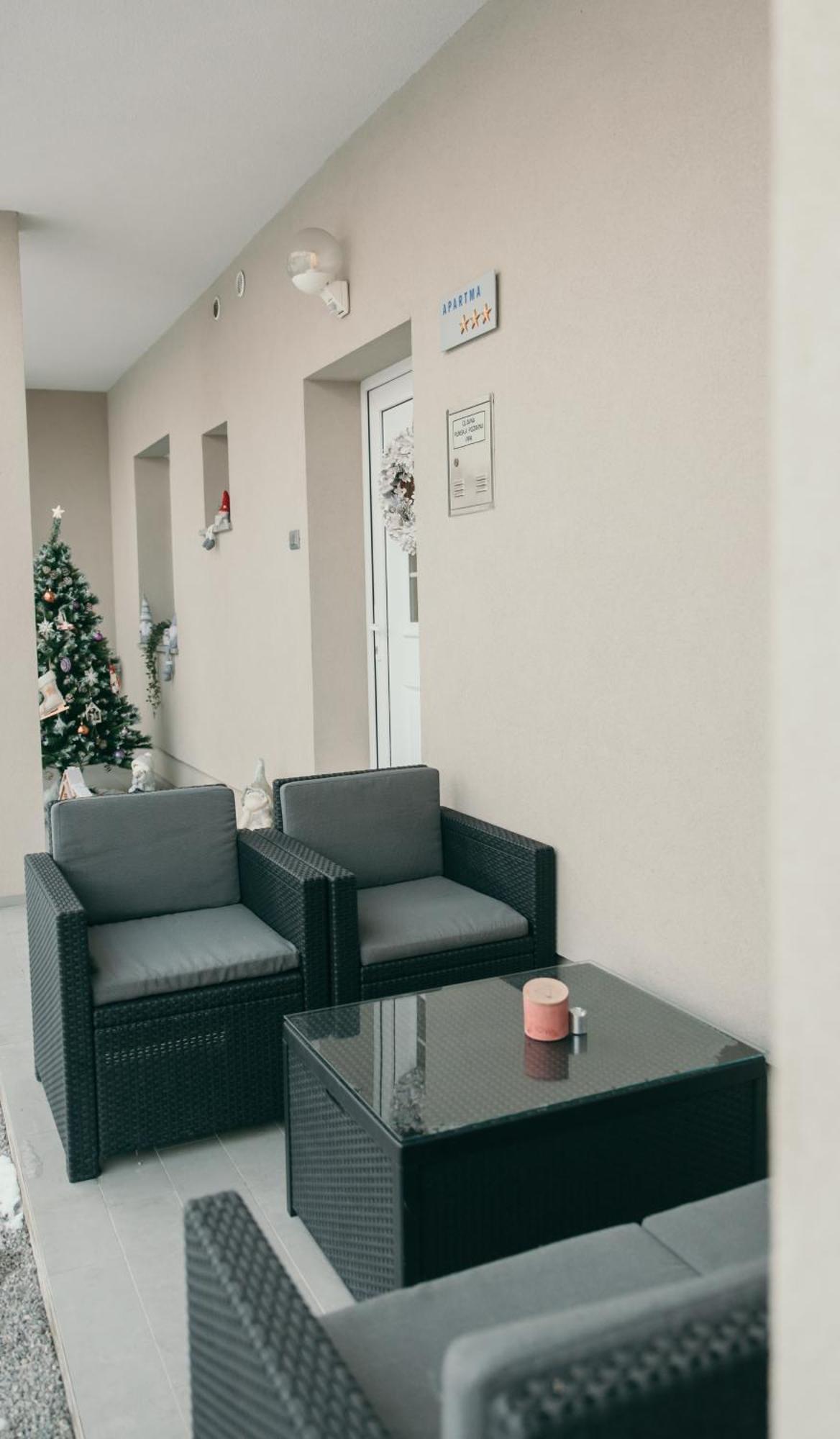 Apartments Sentvid リュブリャナ エクステリア 写真